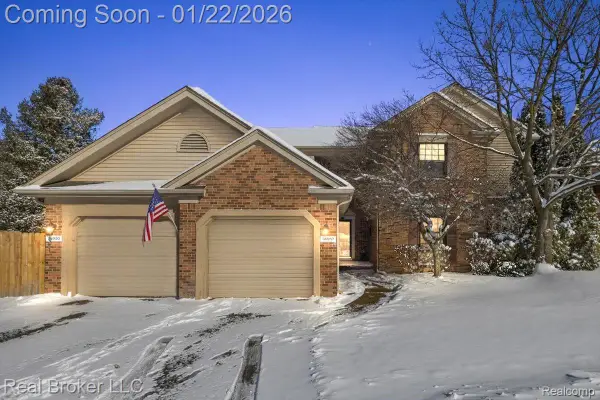 36952 Ridgedale Court, Farmington, MI 48331