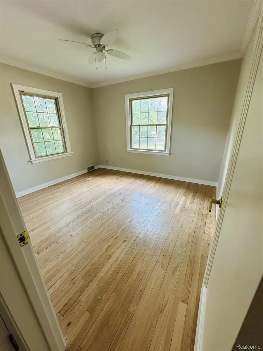 849 Maxwell Avenue Se, East Grand Rapids, MI 49506 - Image #3