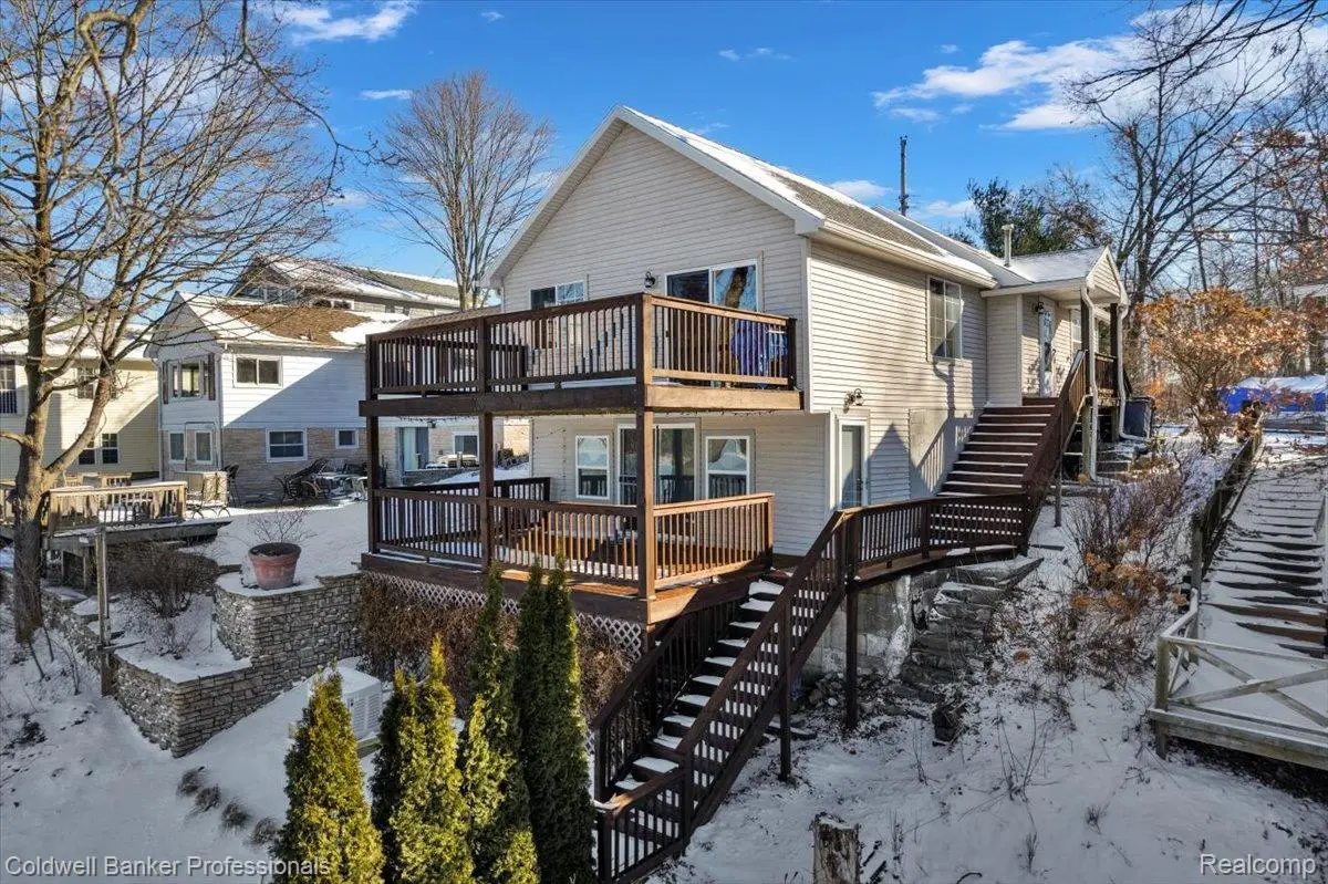 11050 Charles Drive, Byron, MI 48418 - Image #1