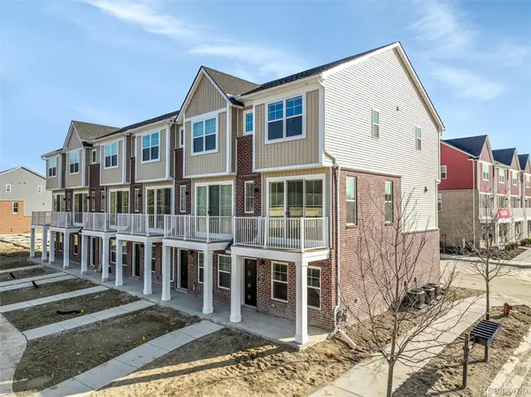 30017 Center Street #015, NewHudson, MI 48165