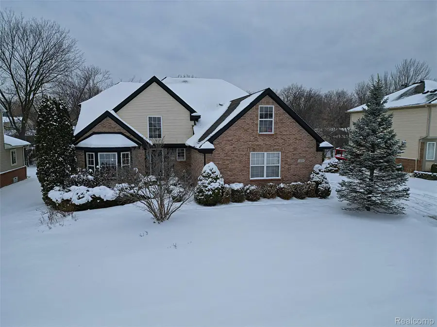 14949 Taylor Boulevard, Livonia, MI 48154 - Image #2