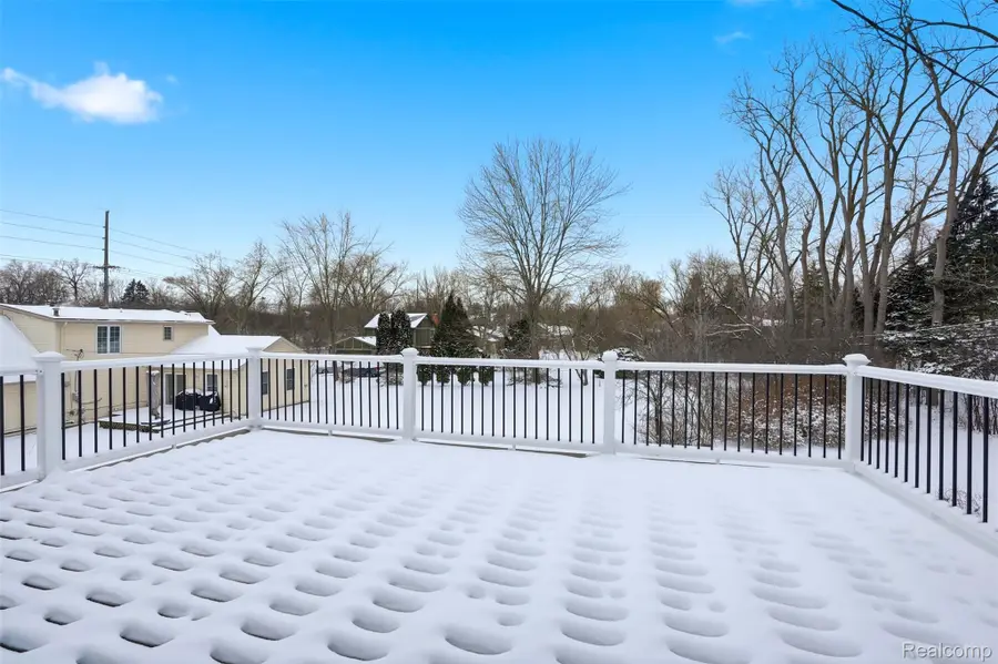 20771 Halsted Road, Northville, MI 48167 - Image #3