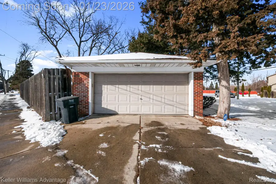 19811 Shiawassee Drive, Detroit, MI 48219 - Image #3