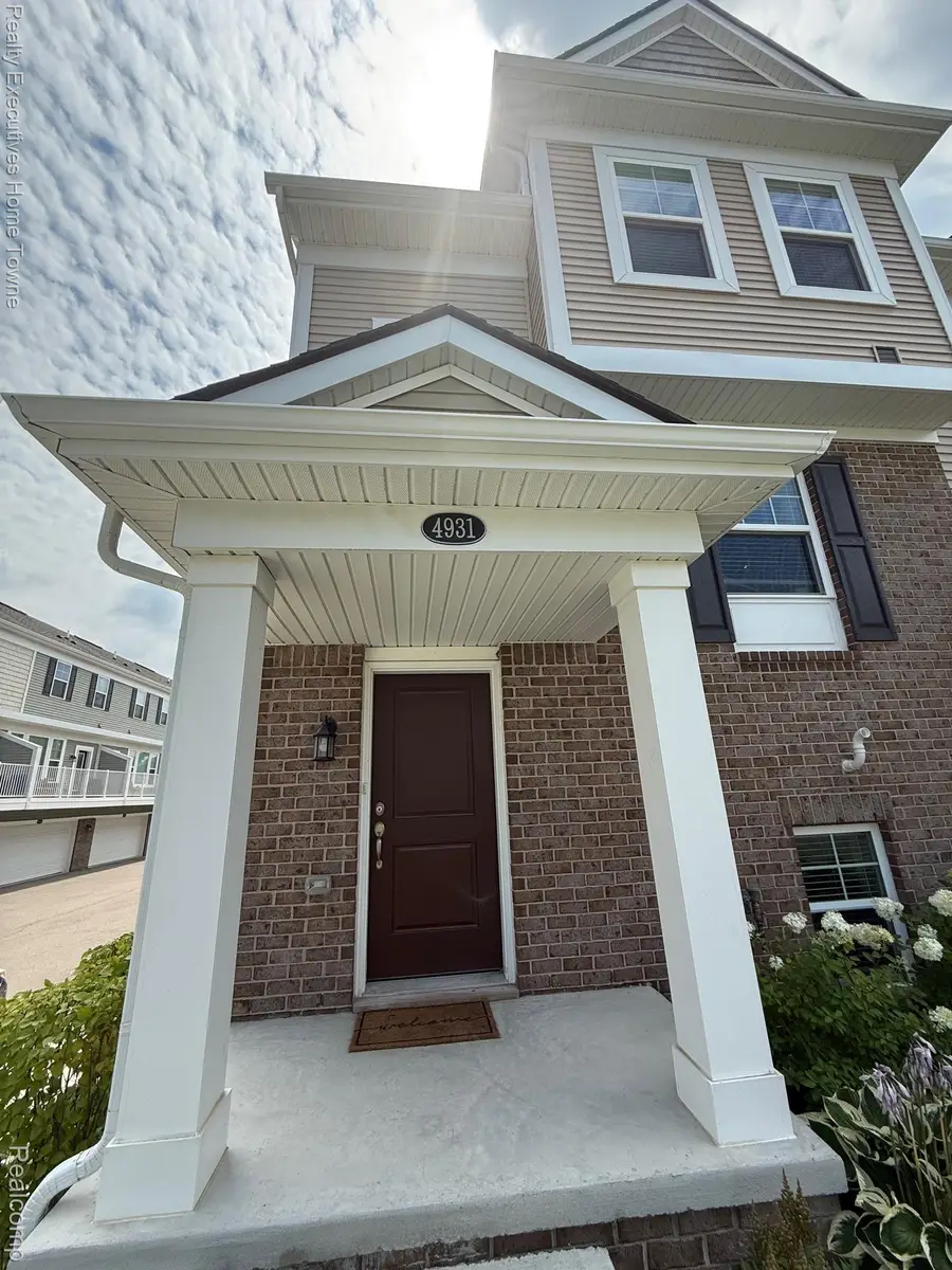 4931 Treeside Lane, Troy, MI 48098 - Image #3