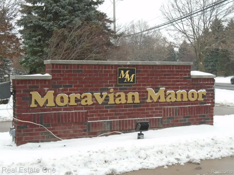 14378 Moravian Manor Circle, Sterling Heights, MI 48312 - Image #3