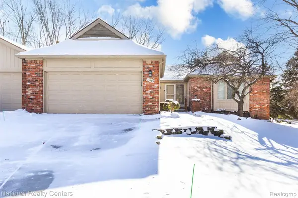 37019 Driftwood #5, FarmingtonHills, MI 48331