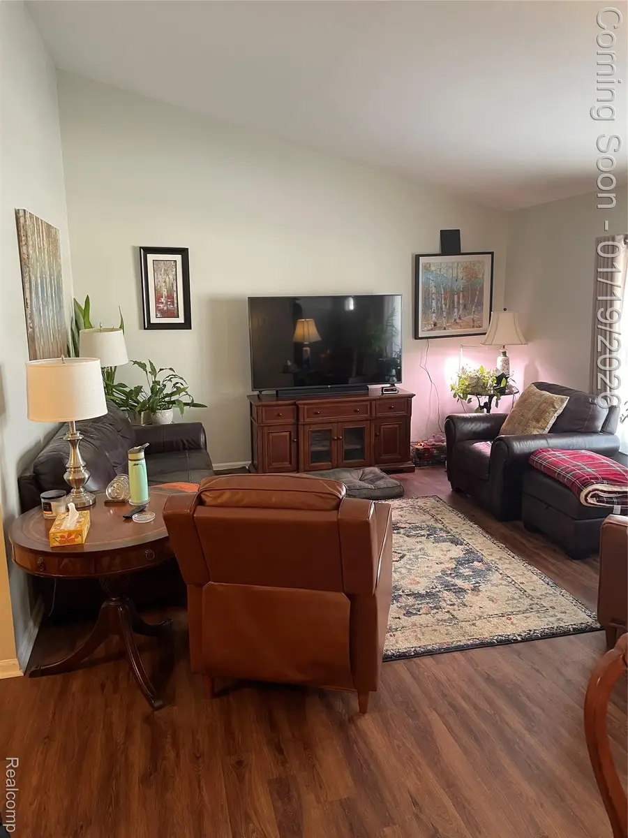 1300 North Drive, Saint Clair Shores, MI 48082 - Image #3