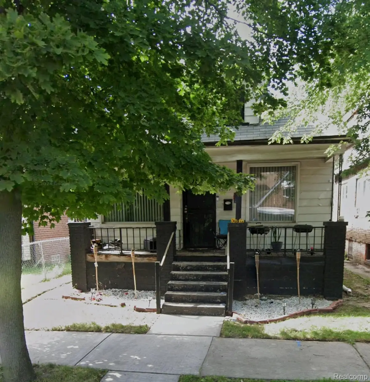 17833 Binder Street, Hamtramck, MI 48212 - Image #1