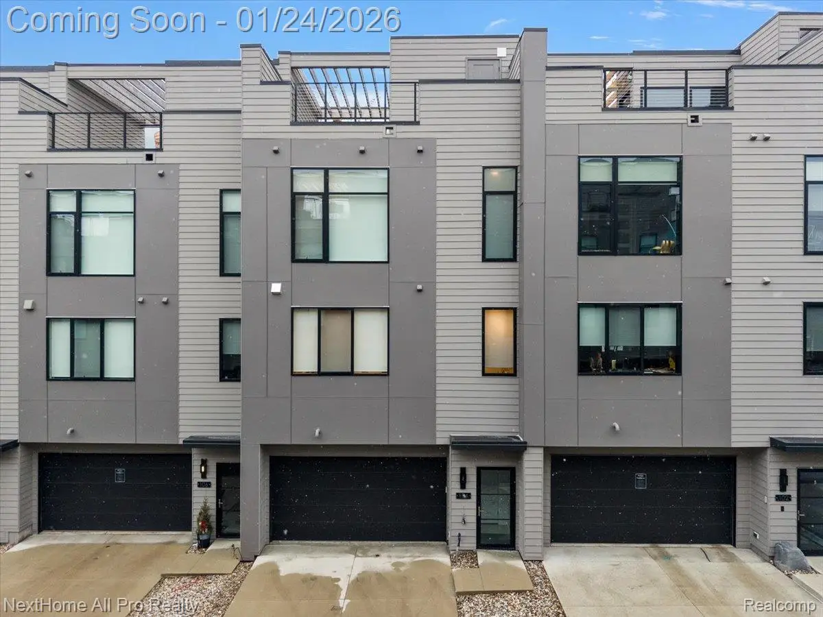 104 N CENTER COVE N Center Cove #11, Northville, MI 48167 - Image #1