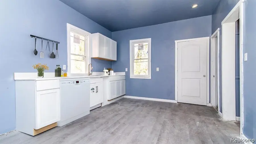 2270 Belvidere Street, Detroit, MI 48214 - #3