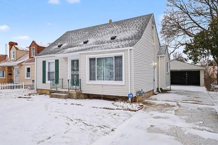 1818 Parkfront Drive, Flint, MI 48504 - Image #3