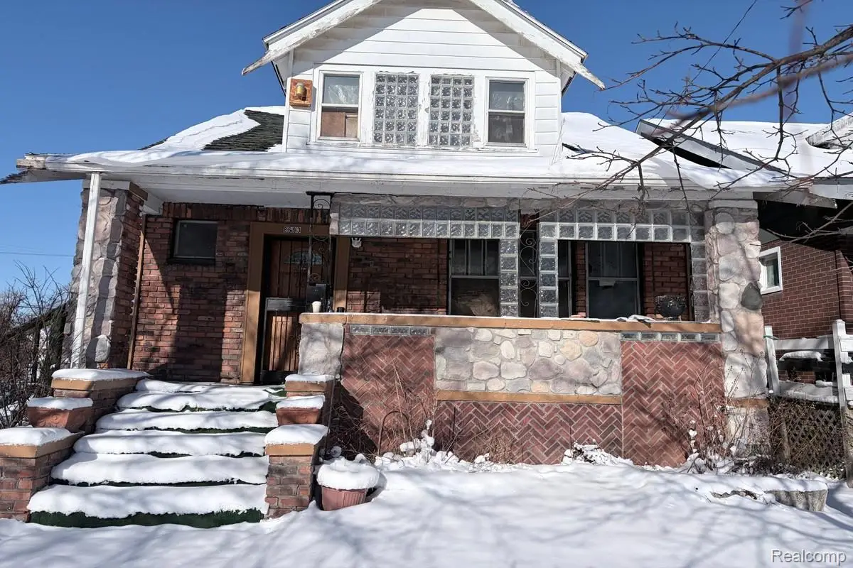 8693 Woodlawn Street, Detroit, MI 48213 - Image #1