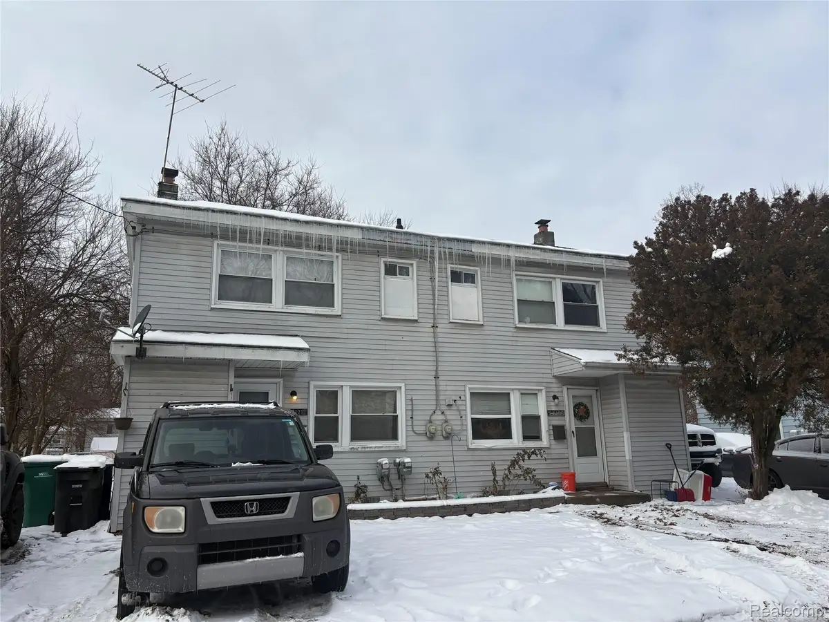 33121 Alberta Street, Westland, MI 48186 - Image #1