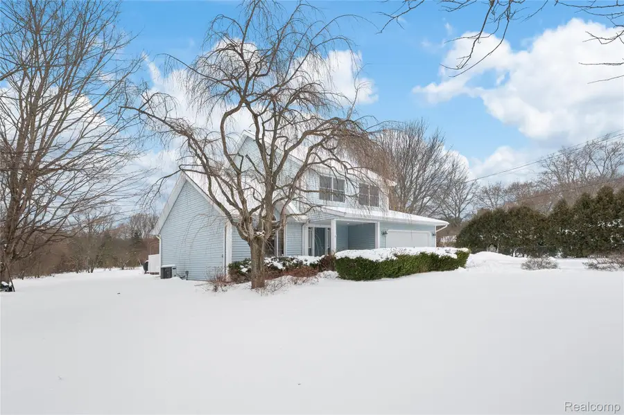 1928 Orchard Drive, Stevensville, MI 49127 - Image #2