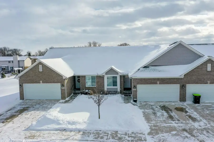 26136 Juliagrove Lane, Chesterfield Township, MI 48051 - Image #2