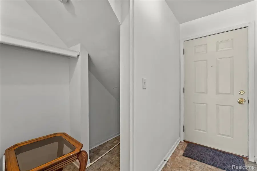 42714 Lilley Pointe Drive #213, Canton, MI 48187 - Image #2