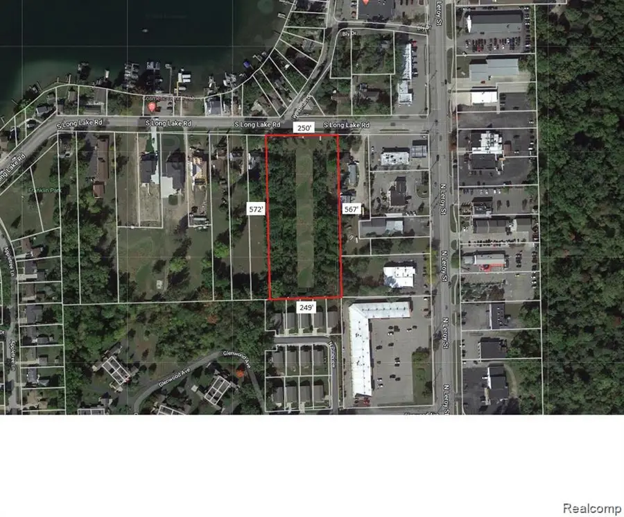 2043 S Long Lake Road, Fenton, MI 48430 - Image #2