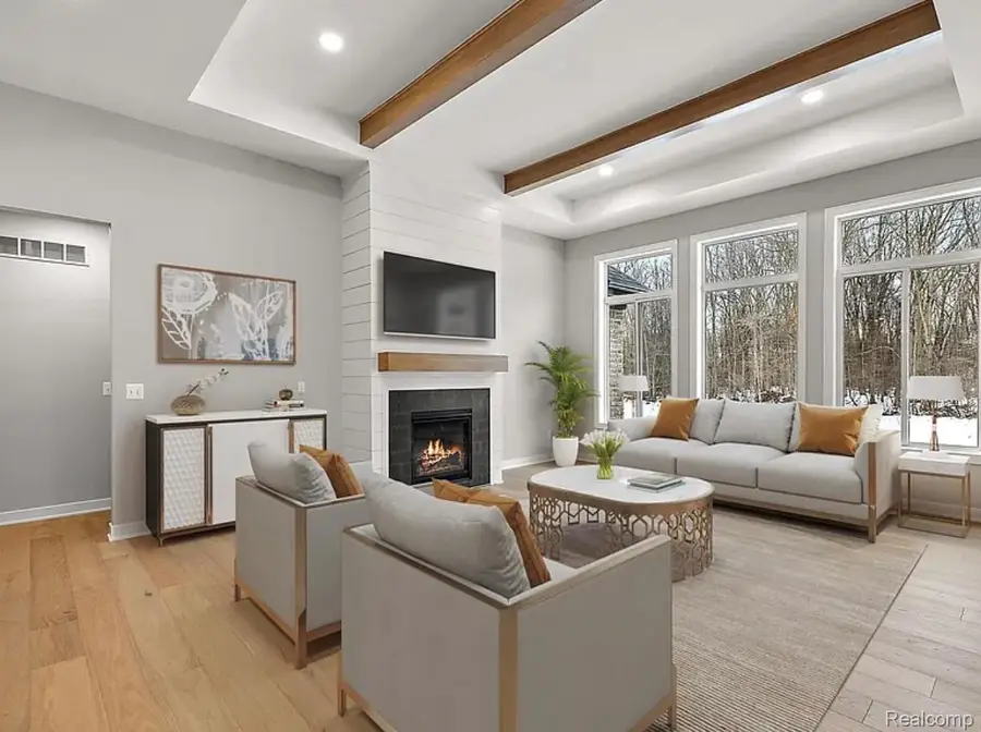 54660 Chesterfield Rd, Chesterfield, MI 48051 - Image #2