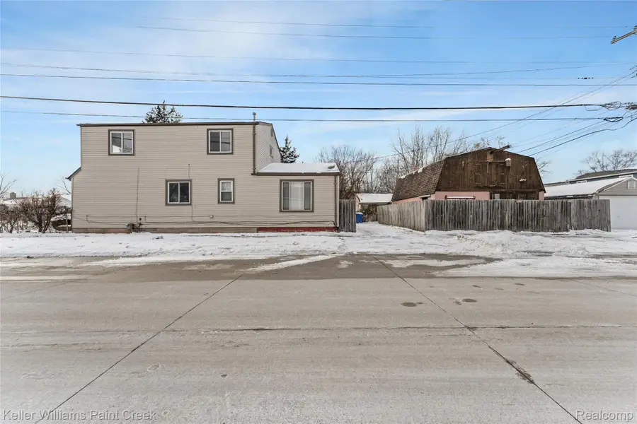 8523 Republic Avenue, Warren, MI 48089 - Image #3