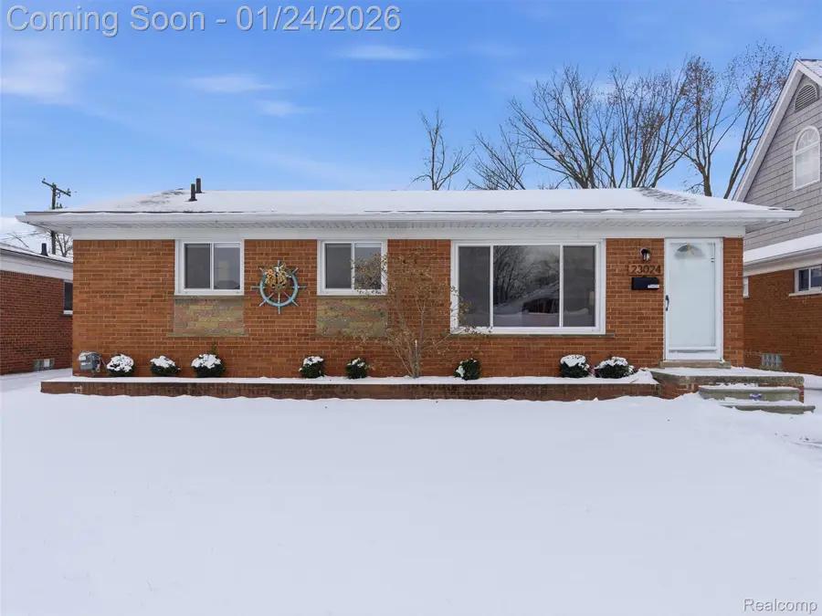 23024 Playview Street, Saint Clair Shores, MI 48082 - Image #2