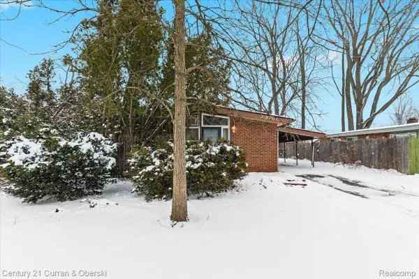 29766 Everett Street, Southfield, MI 48076