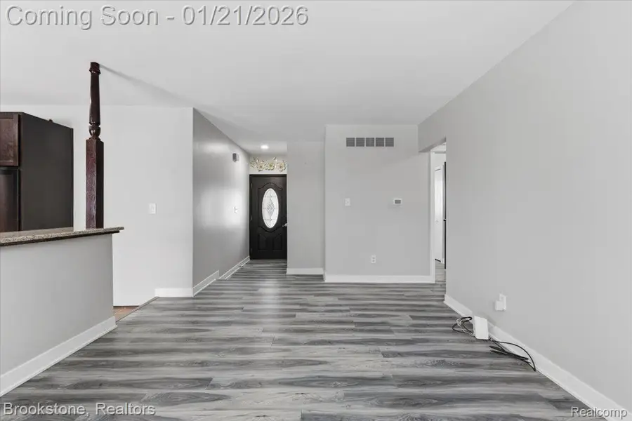 23601 Cedar Ridge Drive, Romulus, MI 48174 - Image #3