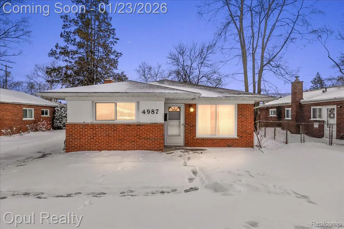 4987 Roosevelt Boulevard, Dearborn Heights, MI 48125 - Image #1