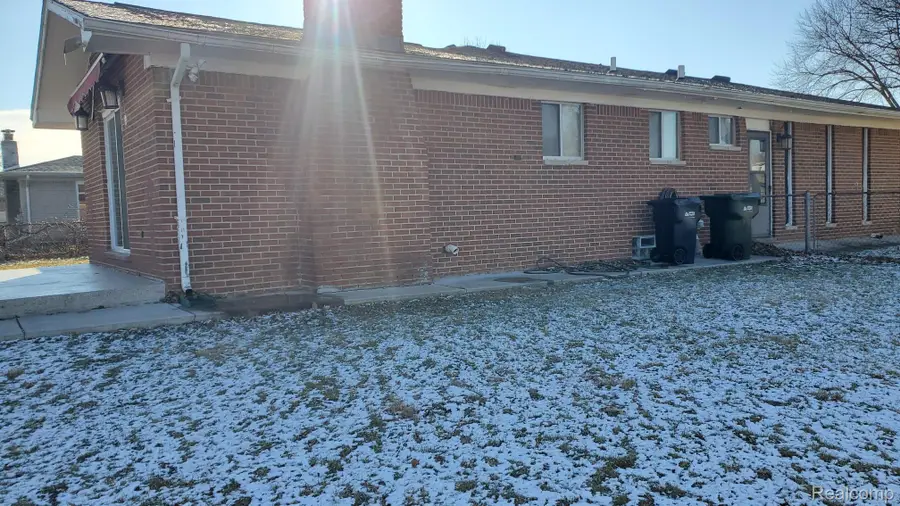 37852 Carpathia Boulevard, Sterling Heights, MI 48310 - Image #2