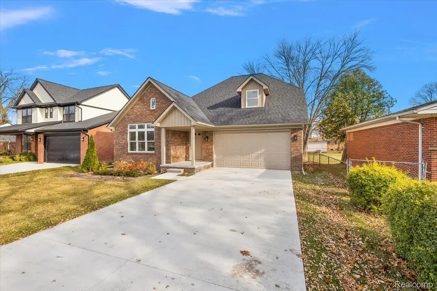 28710 Little Mack Avenue, Saint Clair Shores, MI 48081 - Image #3