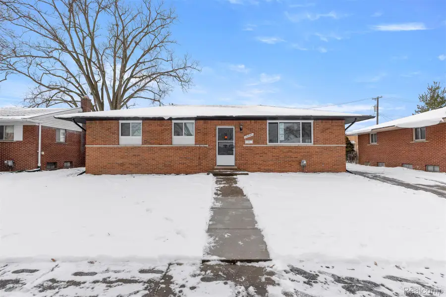 15345 Bainbridge Street, Livonia, MI 48154 - Image #2