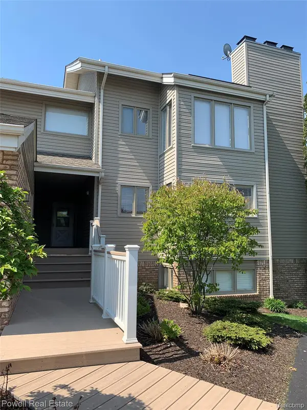 21054 Boulder Circle, Northville, MI 48167