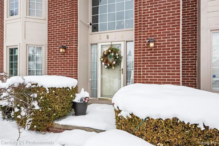 3814 Beechcrest, Rochester Hills, MI 48309 - Image #3
