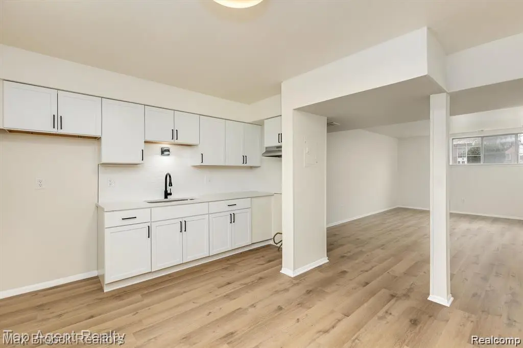 8251 Denwood Drive #G1, Sterling Heights, MI 48312 - Image #1