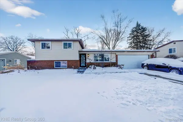 5423 Mikewood Drive, Waterford, MI 48327