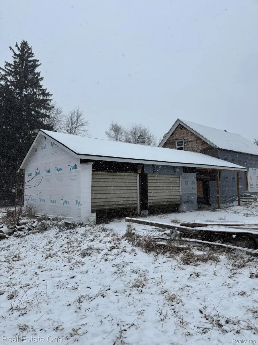 3129 E Genesee Avenue, Saginaw, MI 48601 - Image #3