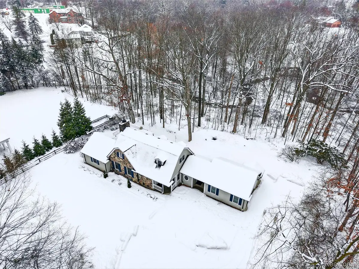 24924 Riverwood Drive, Franklin, MI 48025 - Image #1