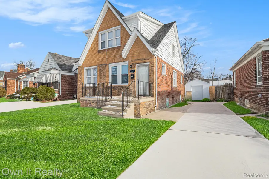 7248 Vaughan Street, Detroit, MI 48228 - Image #2