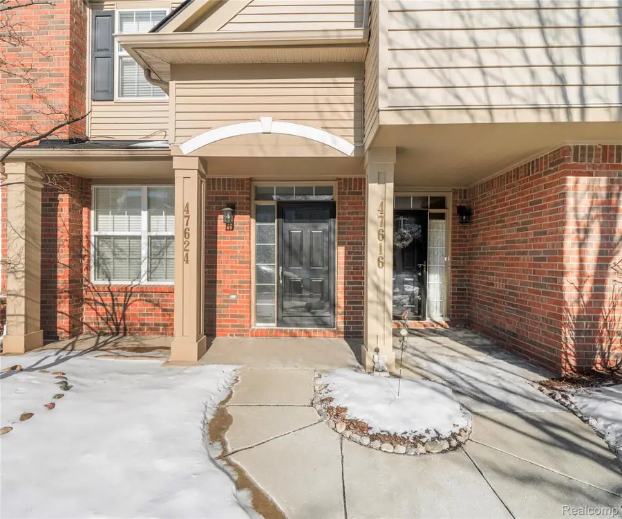 47624 Pembroke Drive, Canton, MI 48188 - Image #2