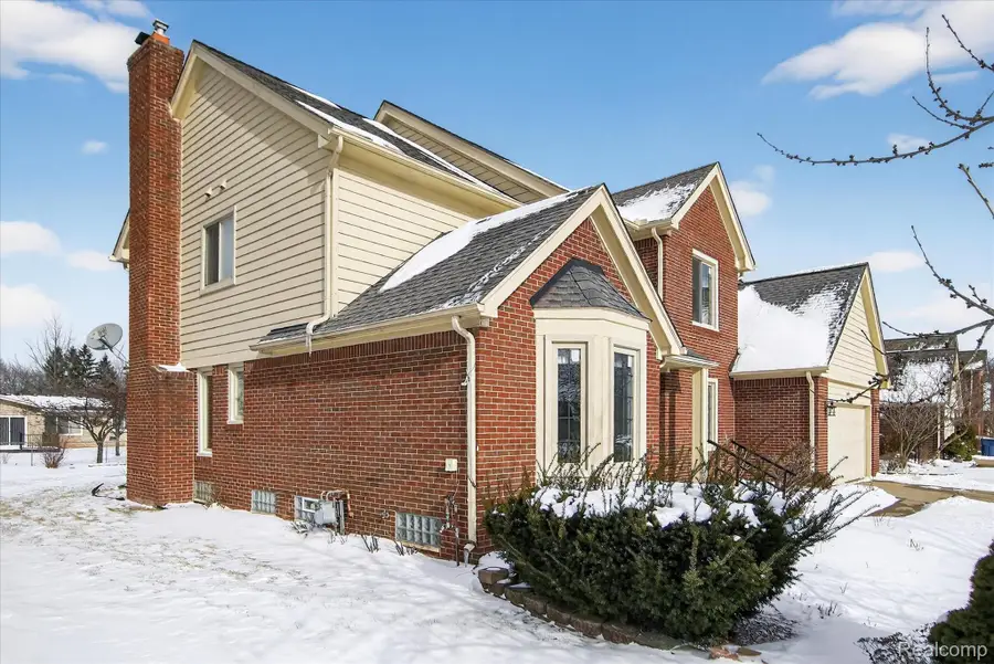 6857 Bridgemont Drive, Canton, MI 48187 - Image #2