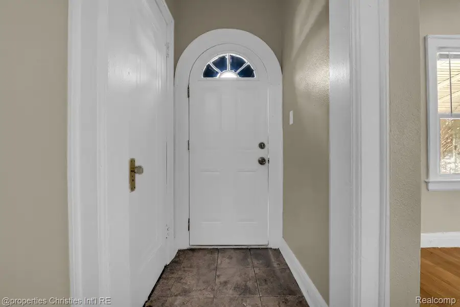 17600 Santa Barbara Drive, Detroit, MI 48221 - #2