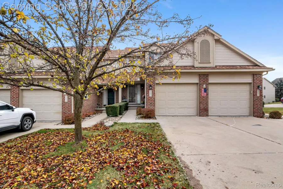 1295 Edelweiss Lane, Waterford, MI 48327 - Image #2