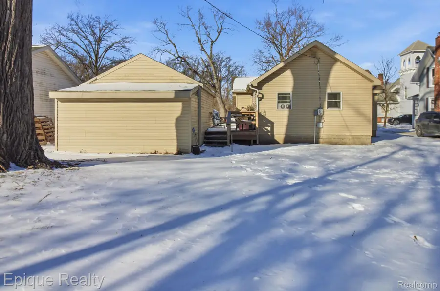 324 E Center Street, Petersburg, MI 49270 - Image #2