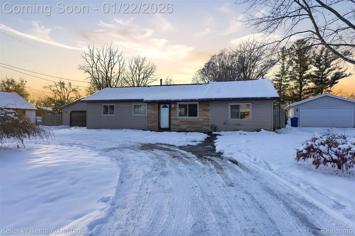 1091 Joangay Boulevard, Waterford, MI 48327 - Image #1