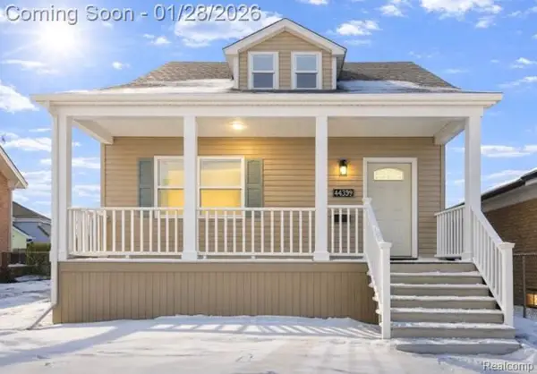 21912 Lakeview Street, StClairShores, MI 48080