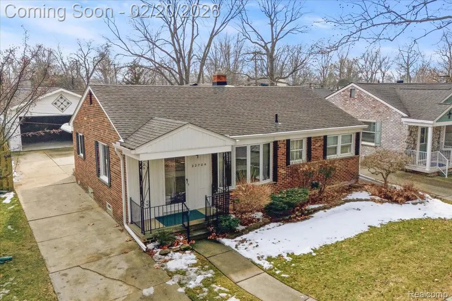 22704 Chapoton Street, Saint Clair Shores, MI 48080 - #3