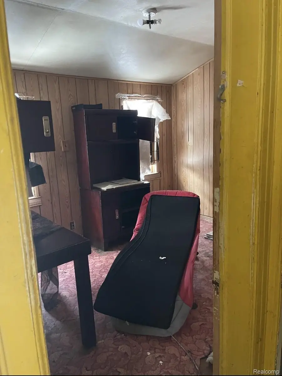 4143 Holcomb Street, Detroit, MI 48214 - Image #3