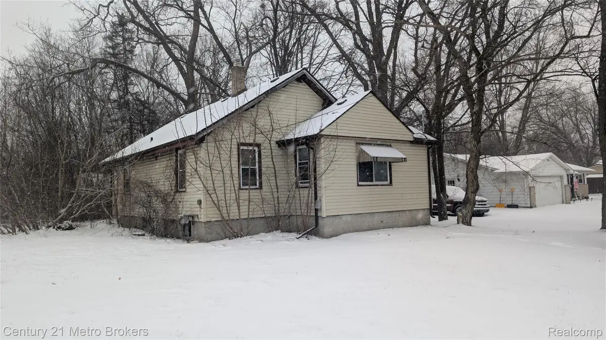 2400 N State Road, Davison, MI 48423 - Image #1
