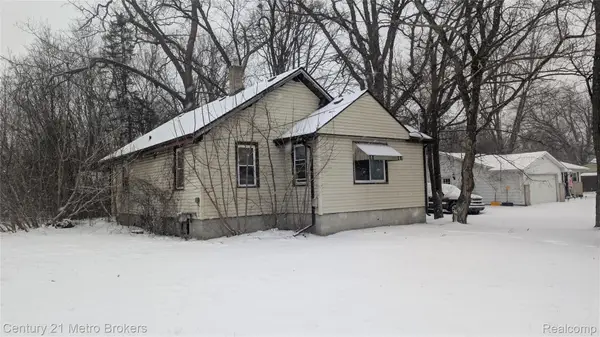 2400 N State Road, Davison, MI 48423