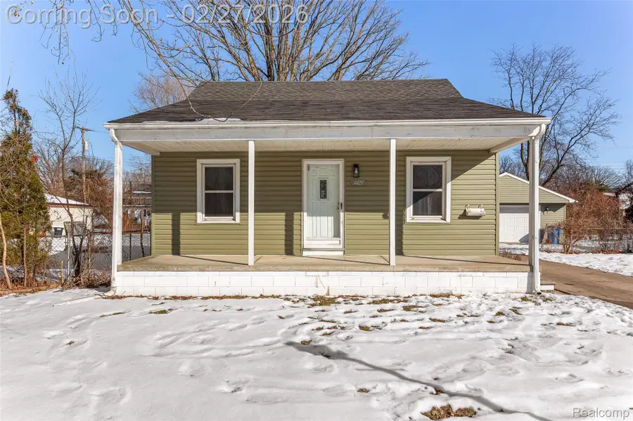 4429 Croissant Street W, Dearborn Heights, MI 48125 - #2