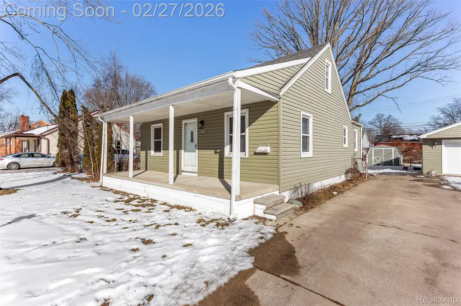 4429 Croissant Street W, Dearborn Heights, MI 48125 - #3